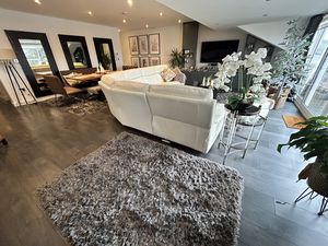 Photo 4- click for photo gallery